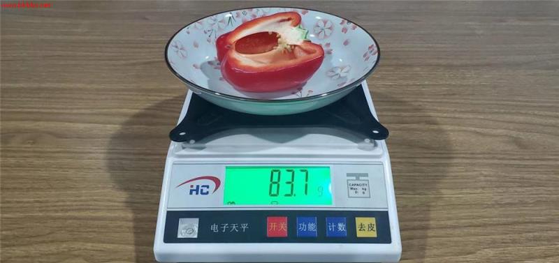 美的630升冰箱评测:甜椒冷藏24小时,水分蒸发率竟不足百分之一