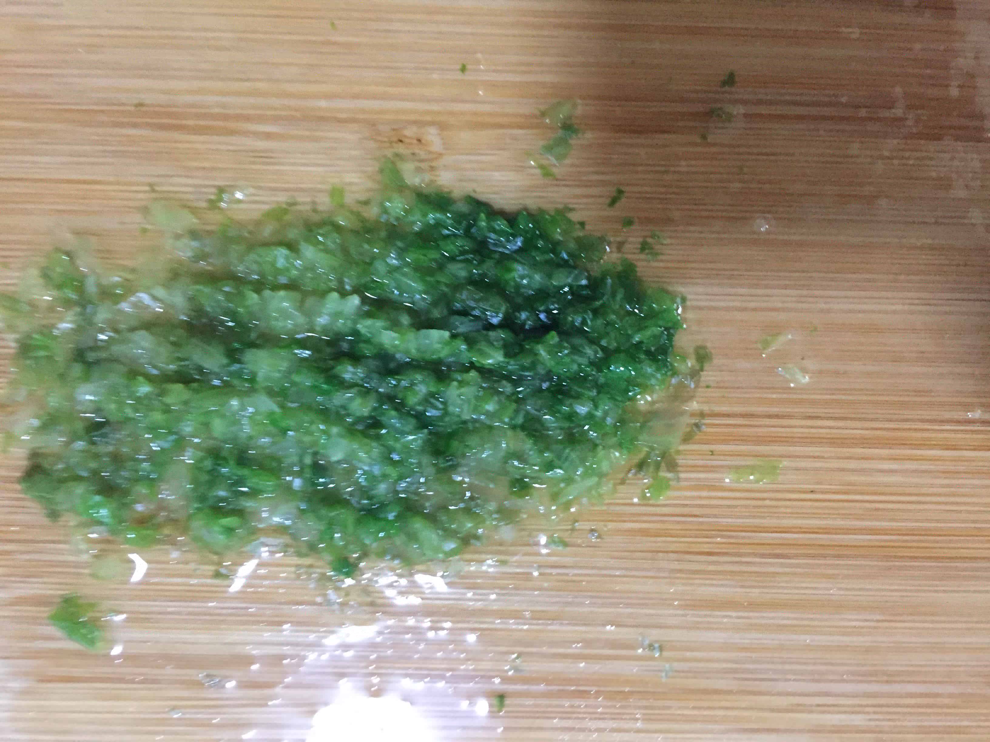 宝宝辅食-三文鱼蛋黄粥,促进宝宝大脑发育,宝宝更聪明!