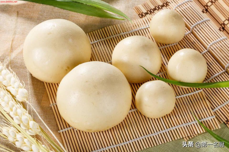 在家蒸馒头,开水上锅和“冷水蒸”有啥区别?这才是正确的做法