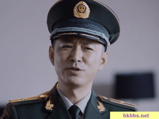 奔着杨洋去追《特战荣耀》，万万没料到，被女兵郭笑笑圈粉