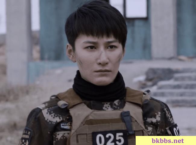 奔着杨洋去追《特战荣耀》，万万没料到，被女兵郭笑笑圈粉