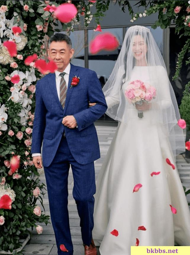 表面“平平无奇”，实际“不容小觑”，海清祖宅成景点，朴树更牛