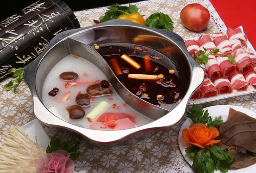 吃火锅喝白酒好吗？吃火锅喝什么最好
