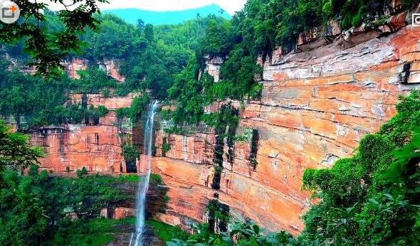 二、赤水丹霞.jpg