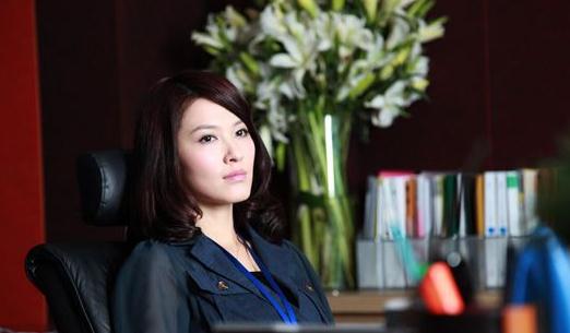 能成为女强人的面相