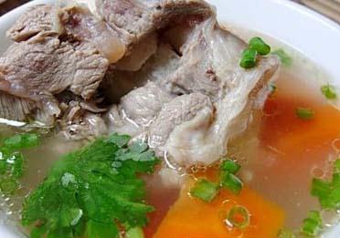 羊肉怎样做更软嫩？怎样炖羊肉更细嫩