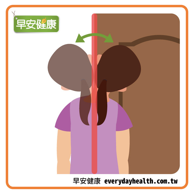 左右歪头锻鍊平衡感避免跌倒骨折