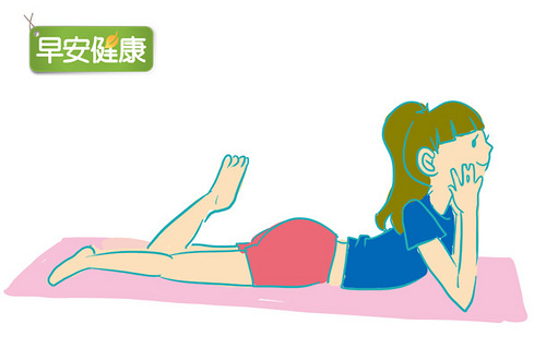 屈膝踢臀,彻底消小腹2