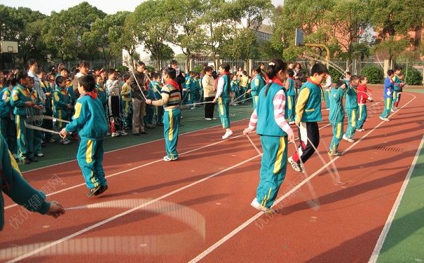 青少年适合健身吗？青少年健身会影响身高吗？(3)