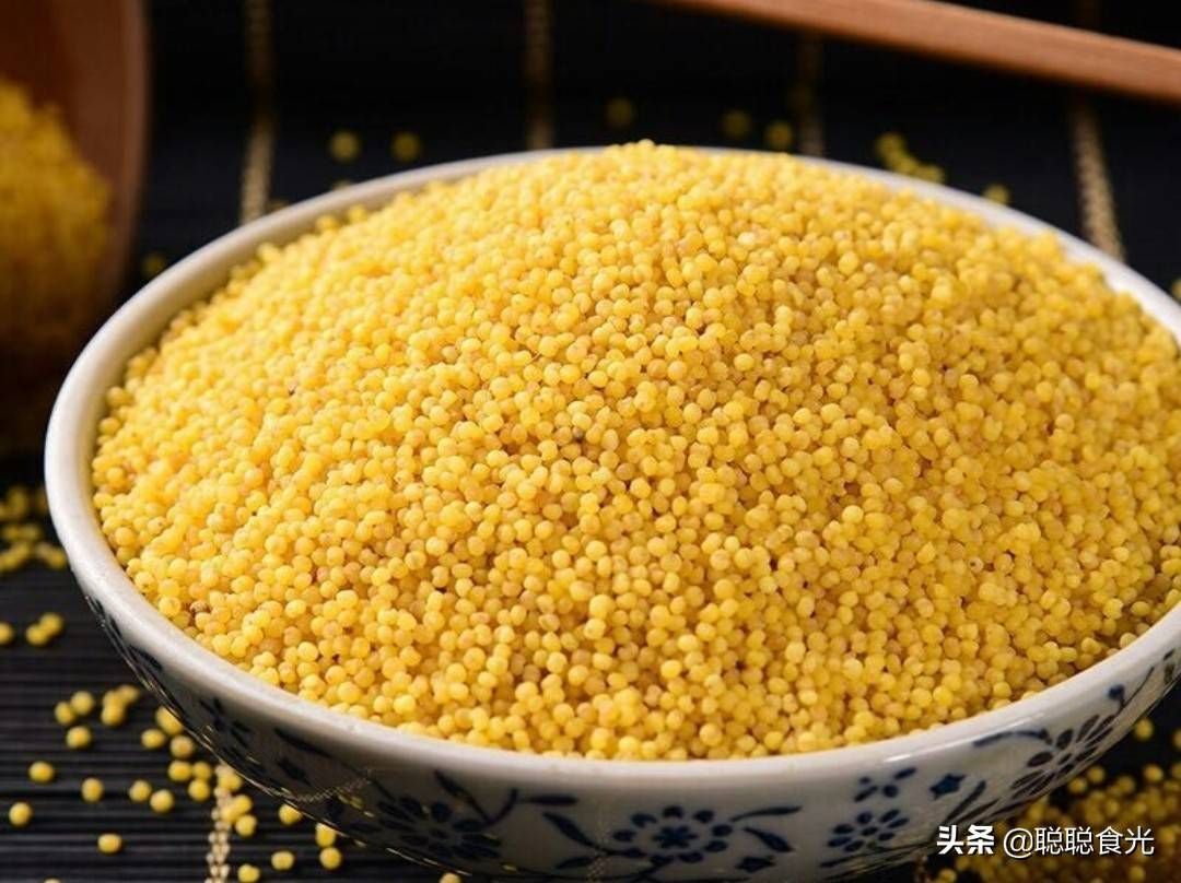 原来保存粮食这么简单,放一年都不生虫,学会了放心囤