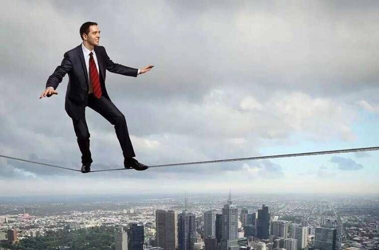 中骏刚学会激进,就“踩红线”了,质量频发引业主不满