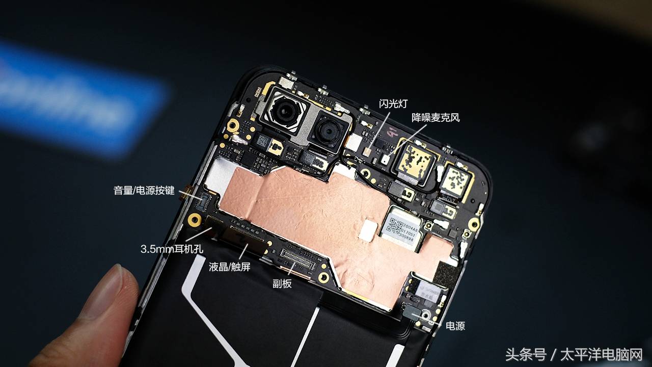 金立S10拆解图赏:解密全球首款四摄像头手机