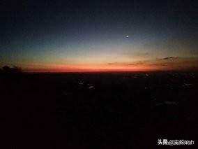 独自旅行的都是孤僻症?