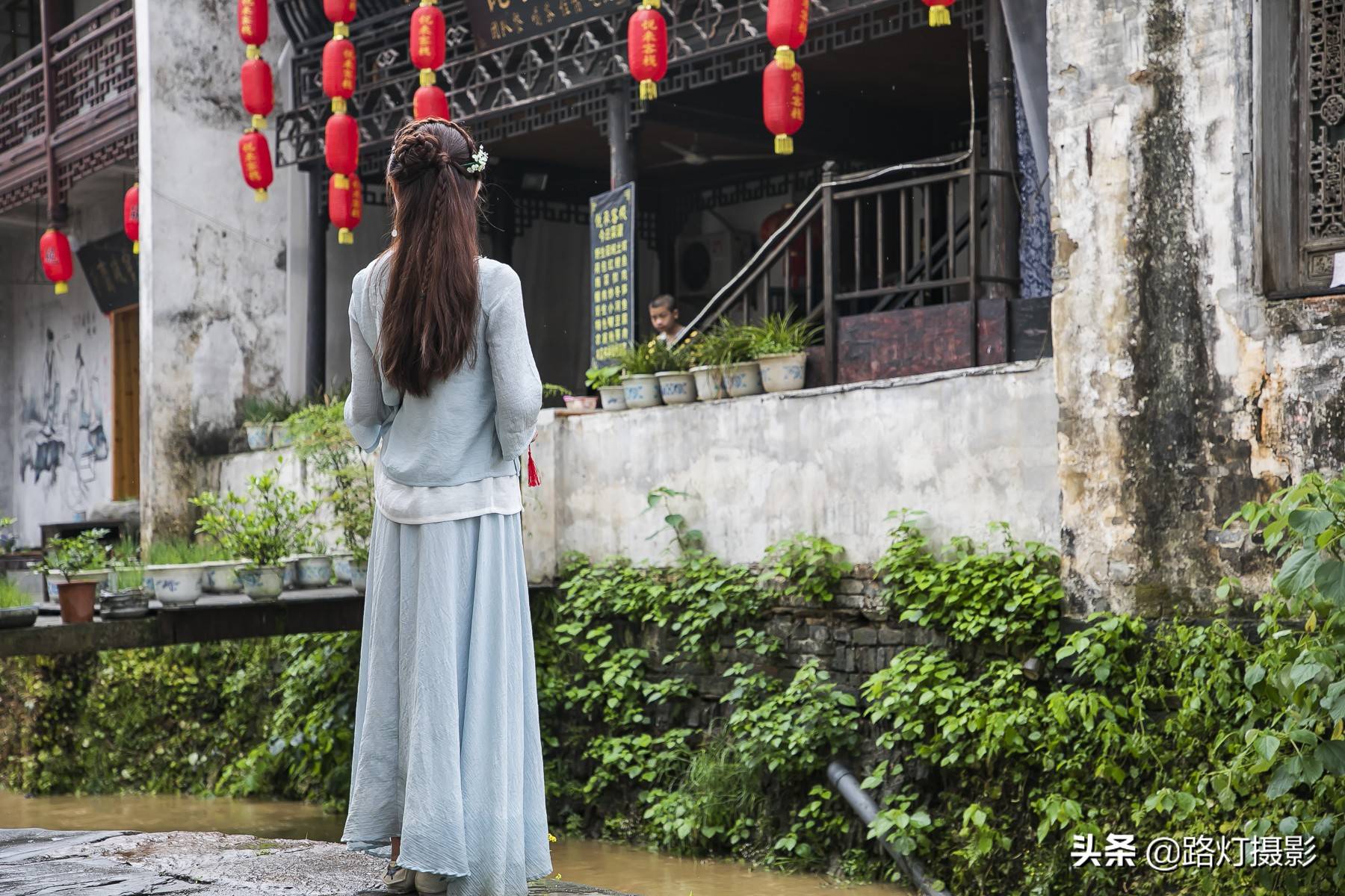 江西婺源有座古村,名字俗气带“坑”,风景却堪比江南乌镇