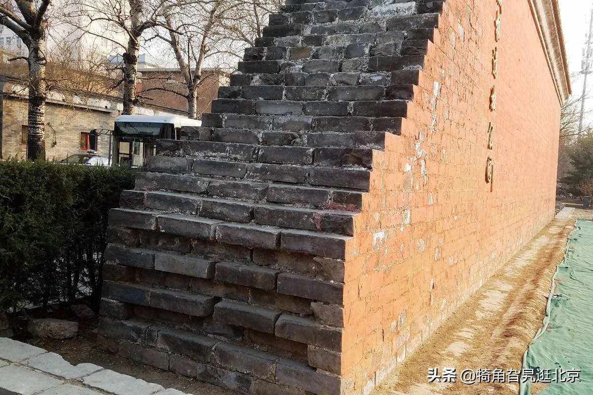 里九外七皇城四,北京的皇城在哪里?