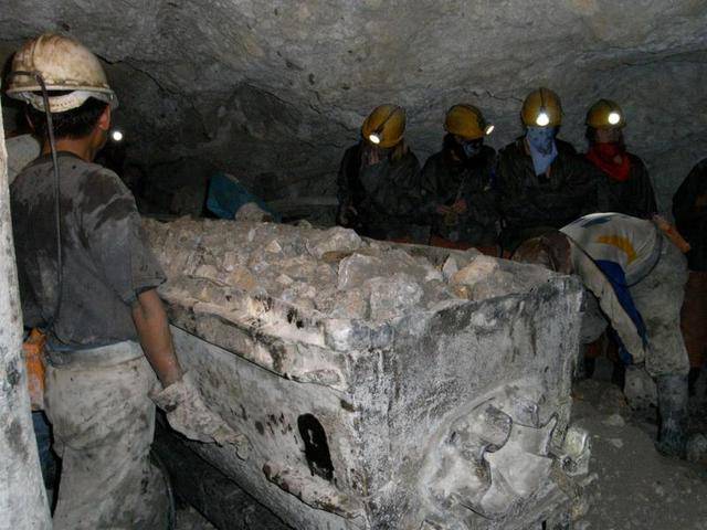 世界最大最恐怖银矿:白银产量曾占全球一半,超800万矿工丧生
