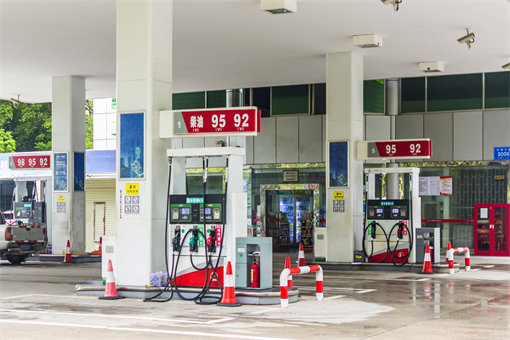 2022年7月12日油价调整最新消息-摄图网