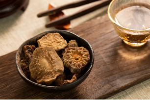 用什么药材泡水喝补肾壮阳