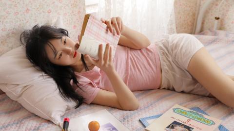 女生小便的地方长什么样