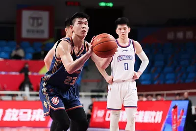 绝杀致胜!林葳全场22分8篮板3助攻,并命中压哨绝杀球