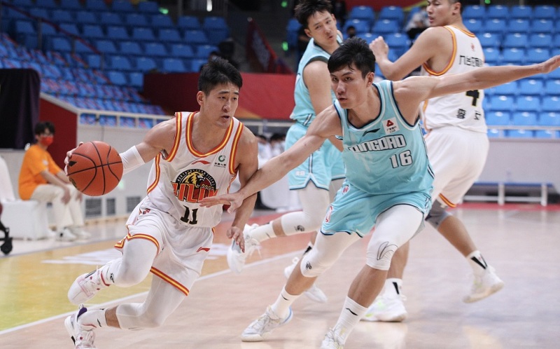 姜伟泽三分,姜伟泽三分命中率,姜伟泽三分视频