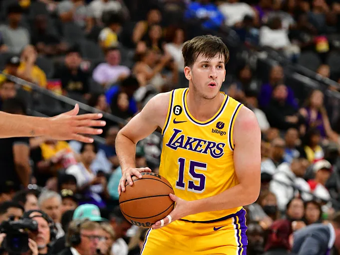 沃尔30分2篮板7助攻,沃尔全场得到30分2篮板7助攻