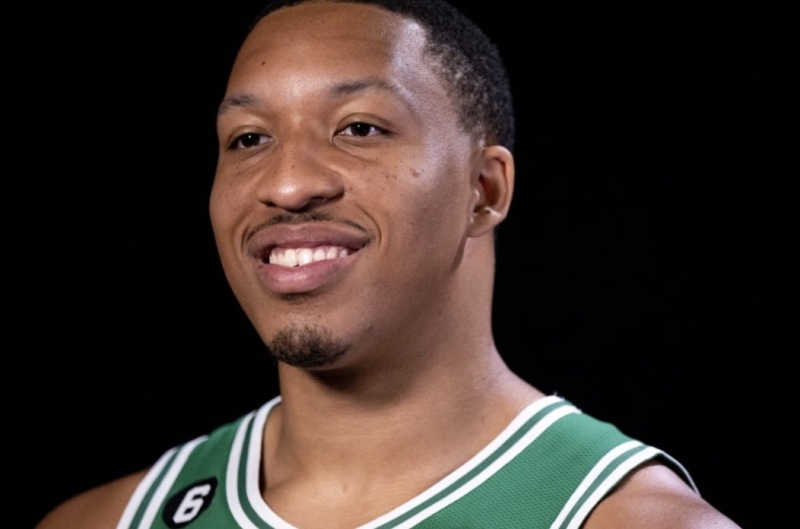 格威父亲:我们想续约,但绿军放走的人在别处也能成功