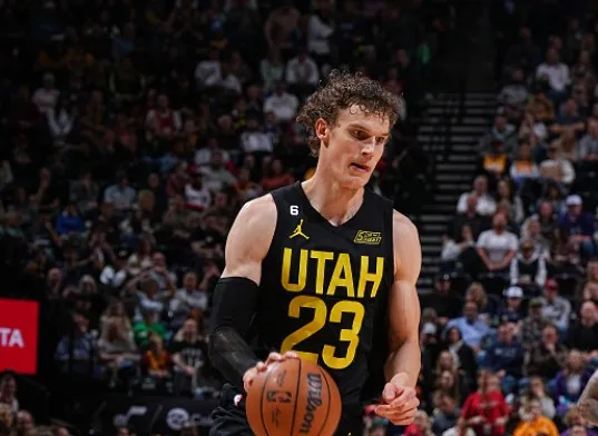 【谣言板】输给了对方!马尔卡宁全场砍下21分6篮板2助攻3抢断1盖帽