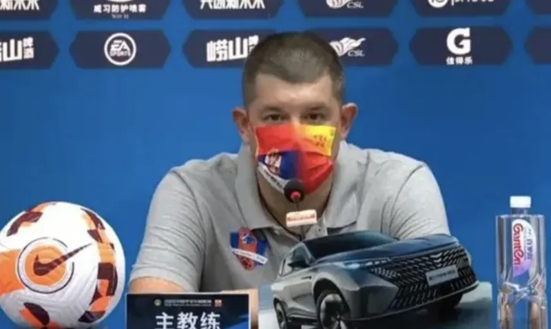 梅州主帅:其实球队有机会,但运气站在了泰山队那边