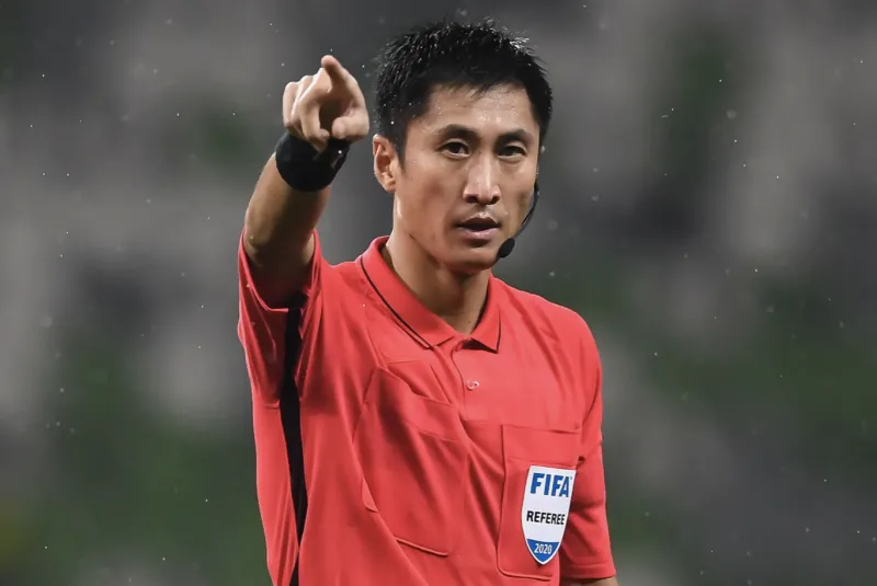 足球裁判员马宁