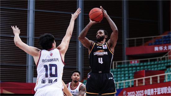 两场36分23板8帽!火箭两个首轮换来内线未来