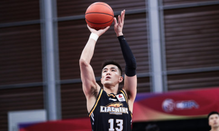 郭艾伦一分一篮板