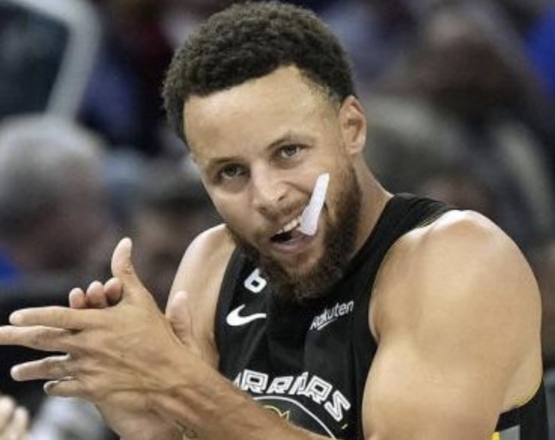 库里单月三分命中率