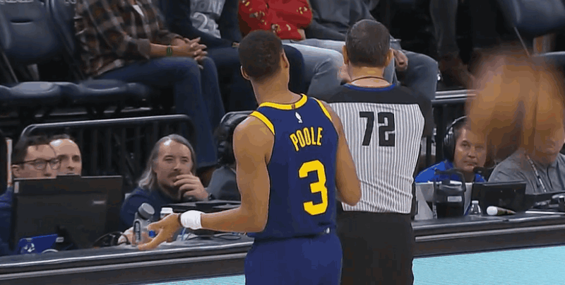 追梦格林恶意犯规