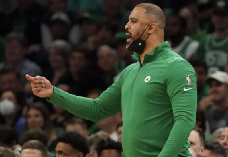 史蒂文斯与管理层沟通数小时做出处罚决定,也已通知球员